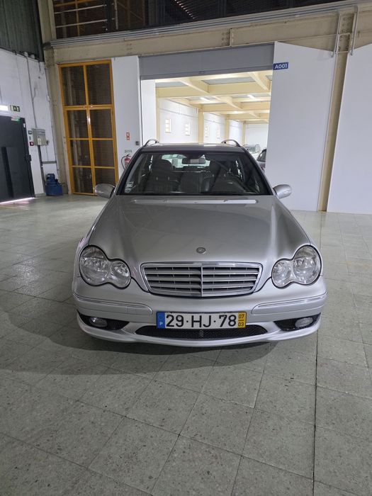 Mercedes C220 Sport Edition com 205.000km impecável de tudo é possível aceitar retoma