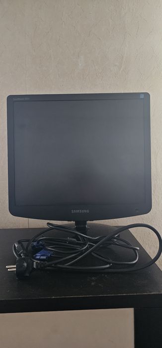 Монітор Samsung 932b. 19 дюймів