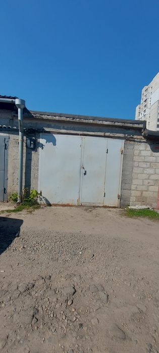 Здам в аренду  гараж .