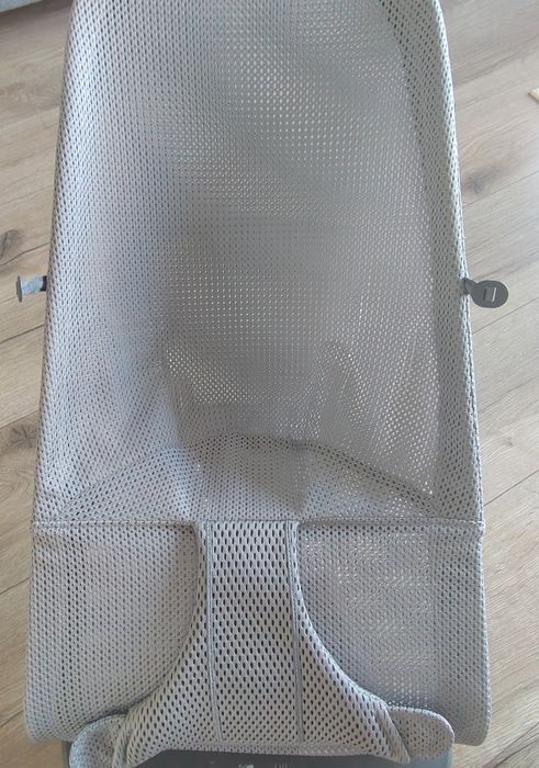 Leżaczek Babybjorn Mesh Szary