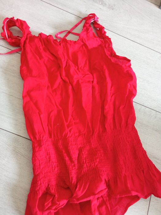 Czerwony top sexy bluzka s/m select marszczenia