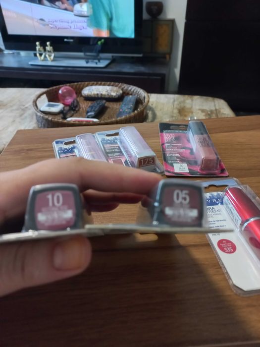 Bâton l'oreal longa duração  red infalible