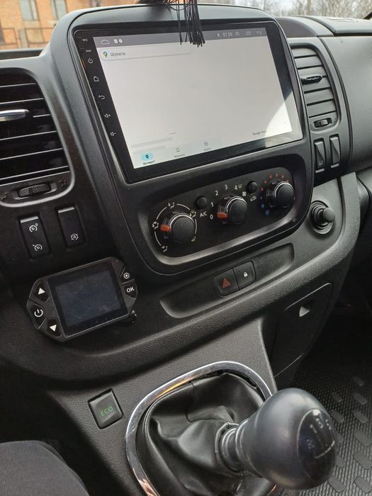 Продаю машину перший власник в Україні