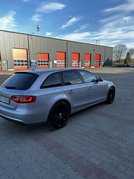 Sprzedam audi a4b8 z 2014r