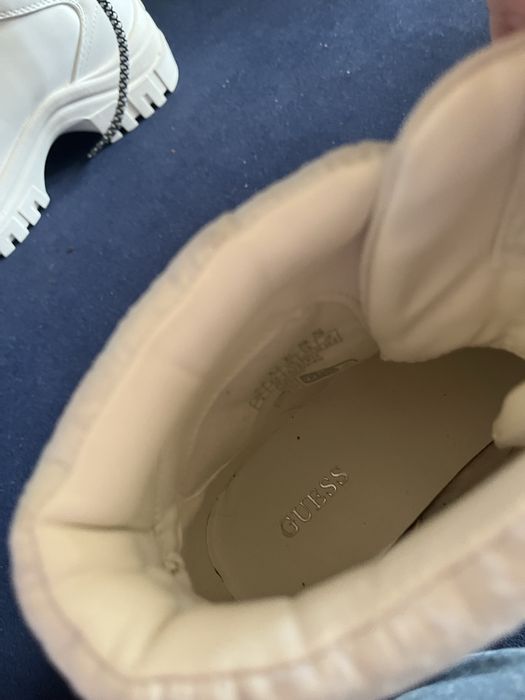 Buty zimowe Guess bezowe/biale rozmiar 39