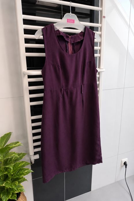 Elegancka sukienka M 38 buraczkowa klasyczna minimalistyczna