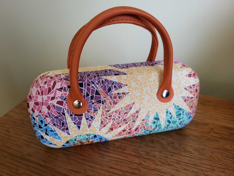 Жорсткий футляр для окулярів Gaudi Multicolor