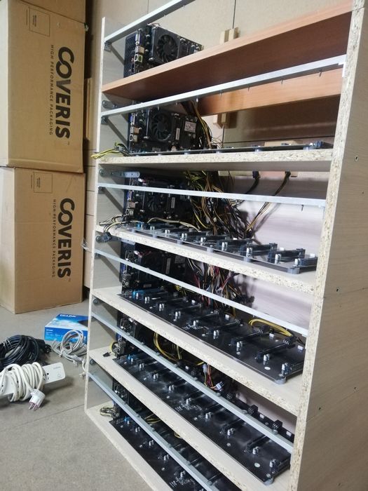 Тушка на 8 видеокарт, плата для GPU сервера