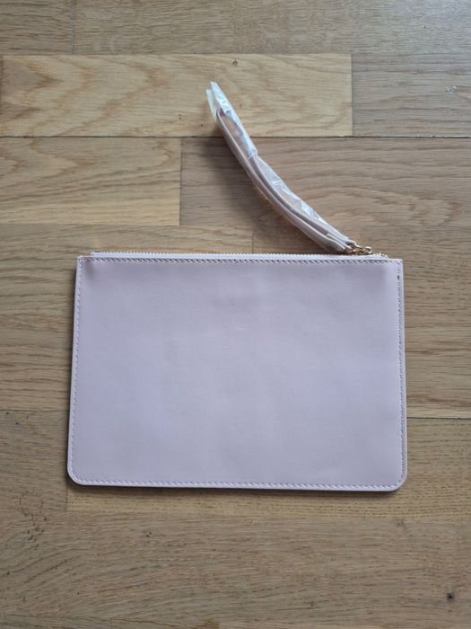 Рожева сумочка косметичка Miu Miu Parfume Collection з ремінцем