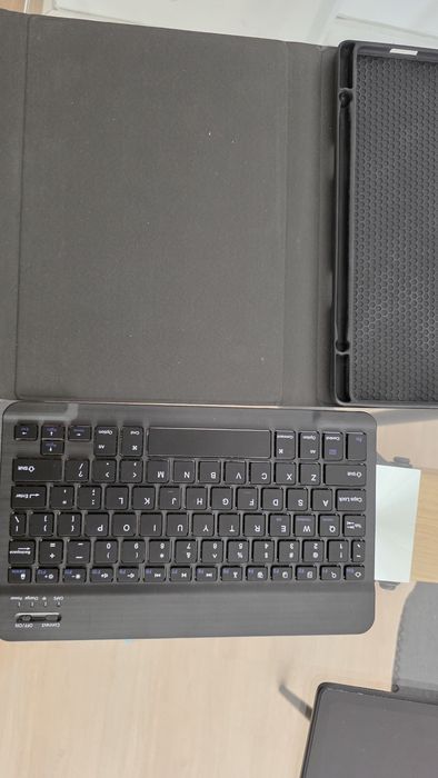 Tablet Samsung Galaxy Tab A7 64GB + Teclado + capa + caneta