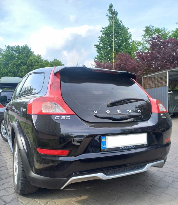продам автомобіль Volvo C30