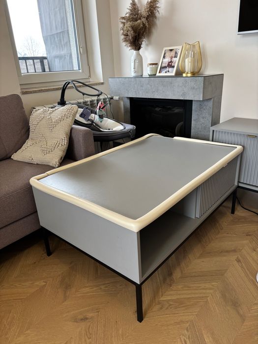 Ława kawowa Vellore 104x68 cm ryflowana szara