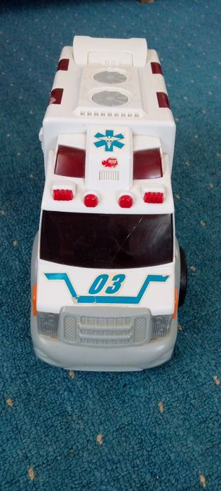 Машинка іграшкова швидка допомога музична велика