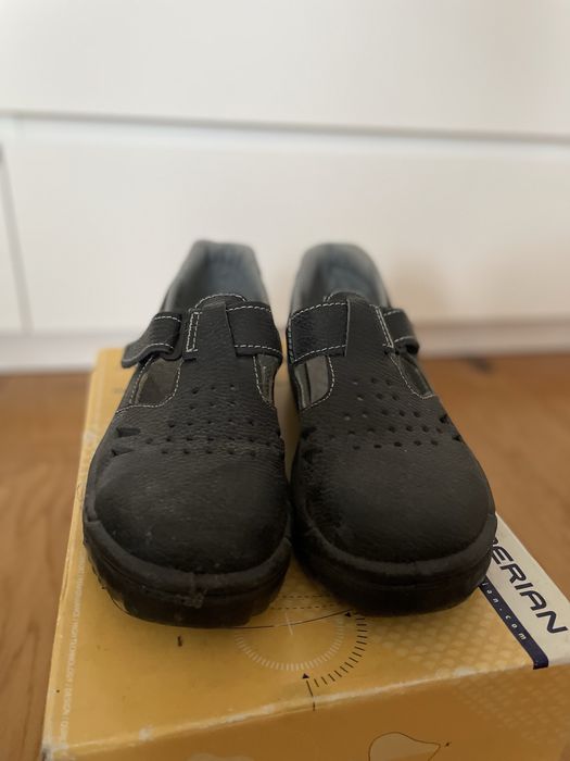 Damskie buty ochronne z niskiem 39 rozmiar