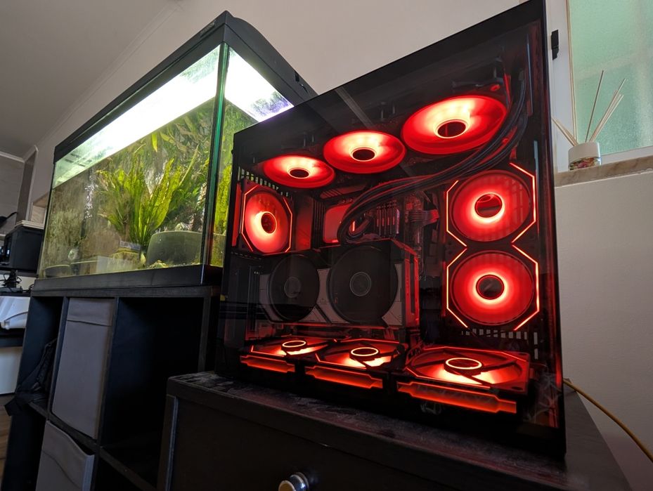 PC Gaming/Workstation Ryzen 9 + RTX 5070 + 64/128gb — Lian Li O11 Mini