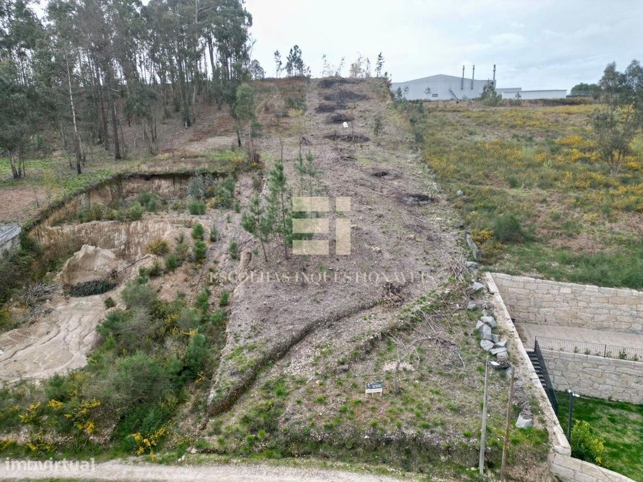 Terreno Para Construção  Venda em Figueiró (Santiago e Santa Cristina) — Airães, Porto