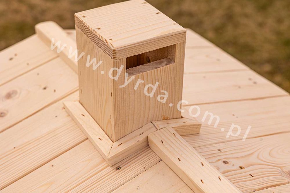 Wędzarnia ogrodowa drewniana DUŻA, 2-komorowa.