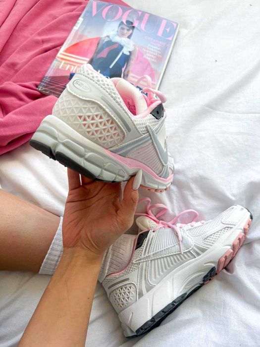 ЗНИЖКА‼️39(25 см) Nike Zoom Vomero 5 Pink найк вомеро 5 біло-рожеві