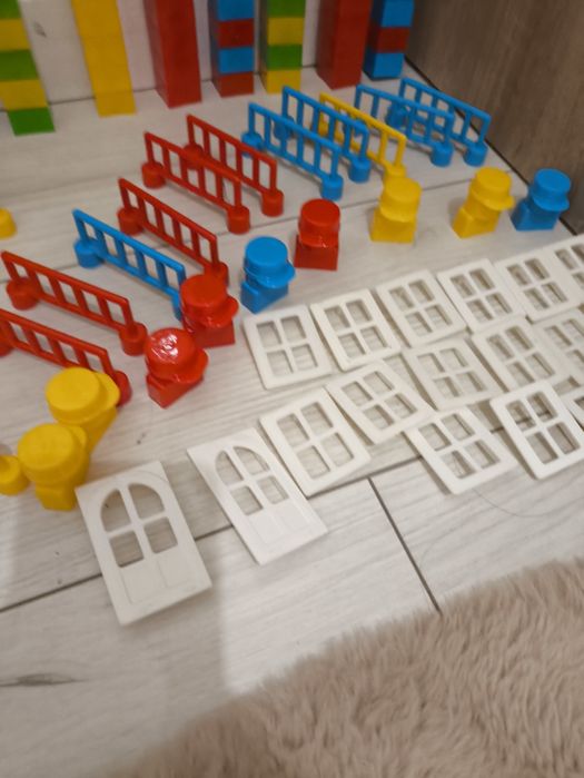 Klocki plastikowe 419 elementów