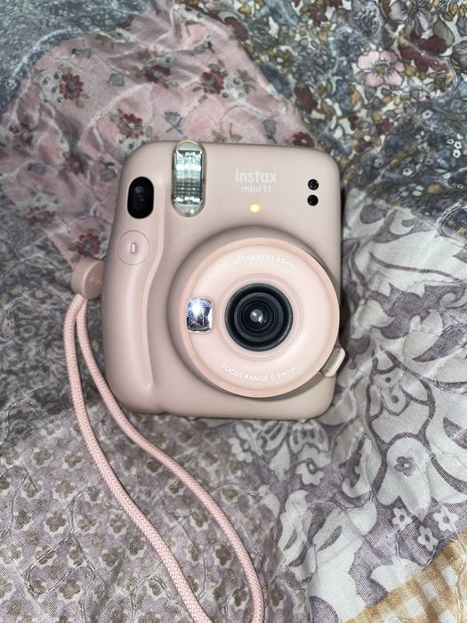 FUJIFILM INSTAX MINI 11 w zestawie Stan bardzo dobry