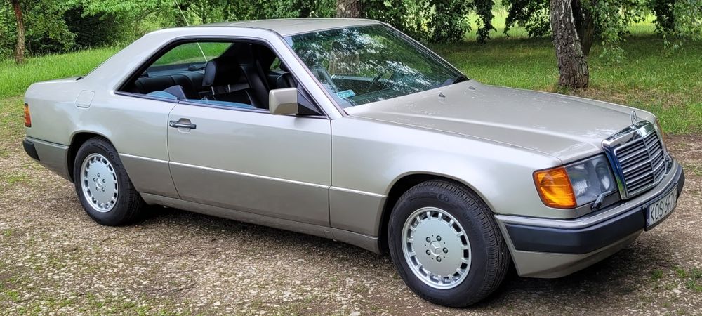 Mercedes W 124 CE 320