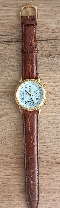 Relógio Delma banhado a ouro edição limitada