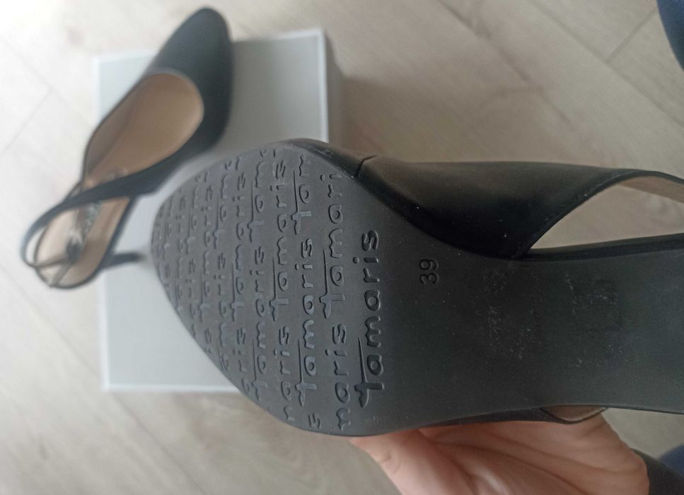 Szpilki Tamaris – rozmiar 39, w idealnym stanie