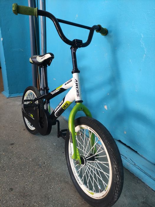 Дитячий велосипед б/у,фірма ардіс