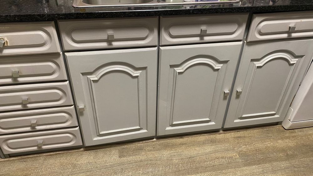 Armários de cozinha (não faço entrega, tem de vir buscar)