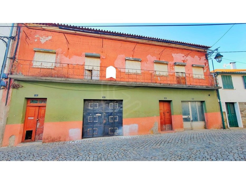 Moradia geminada T2, Peso - Covilhã