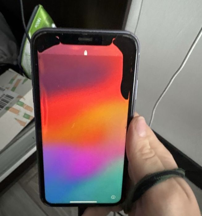 Iphone 11 продам