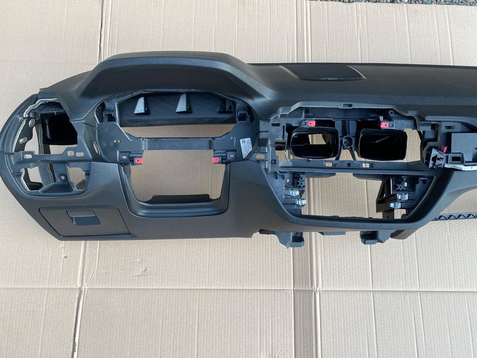 Панель / торпеда g01 X3