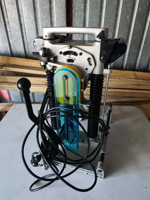 Dłutownica  Makita 7104L