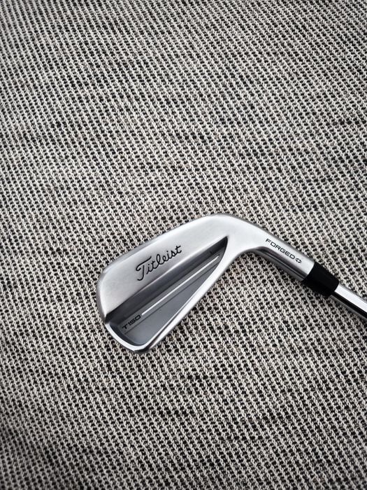 Titleist T150 – Ferro 4 (2025) – Estado Novo