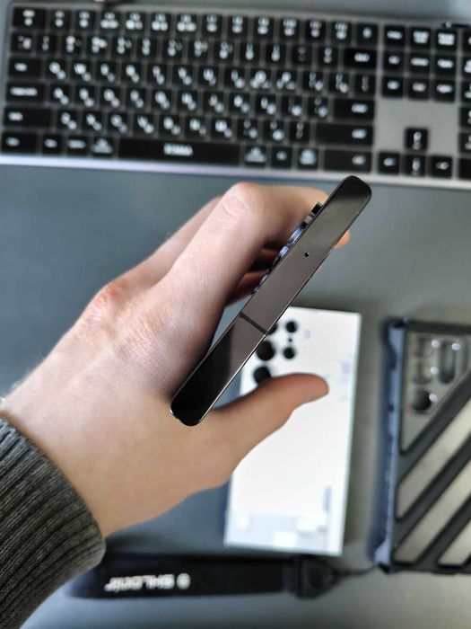 Samsung Galaxy S23 Ultra [12/512]