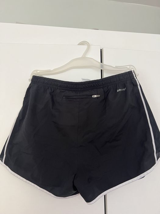 Spodenki szorty sportowe Nike czarne XS