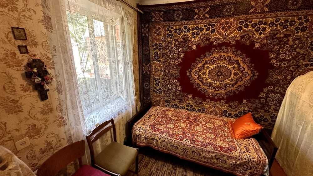 ID:39750 Продаж будинку в тихому місці серед МІСТА !!!