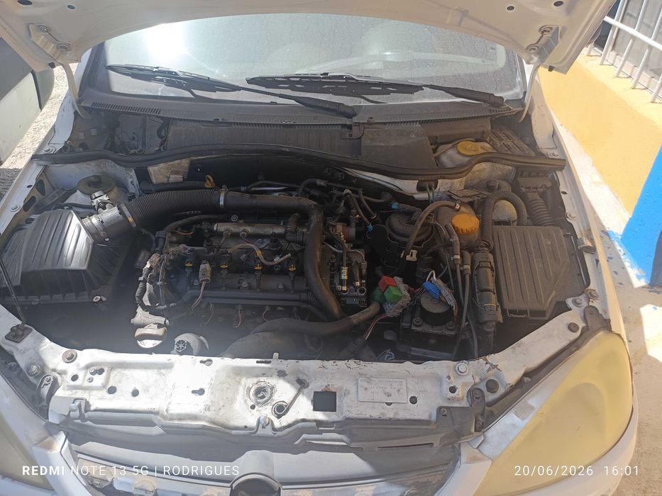 Opel Corsa C para peças