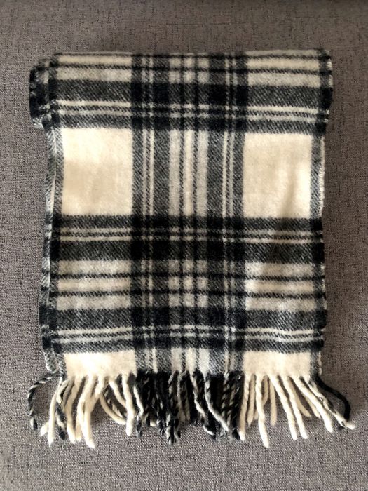 Wełniany szkocki szalik w kratę z frędzlami 100% wełna merino