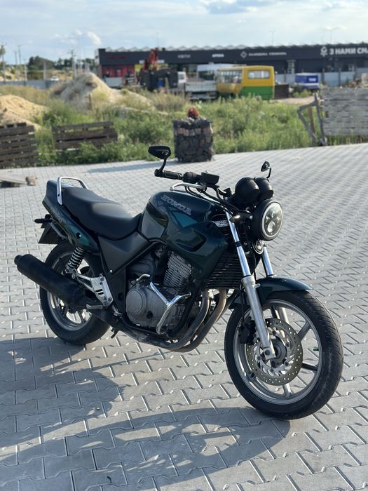 Продам хонду сб500