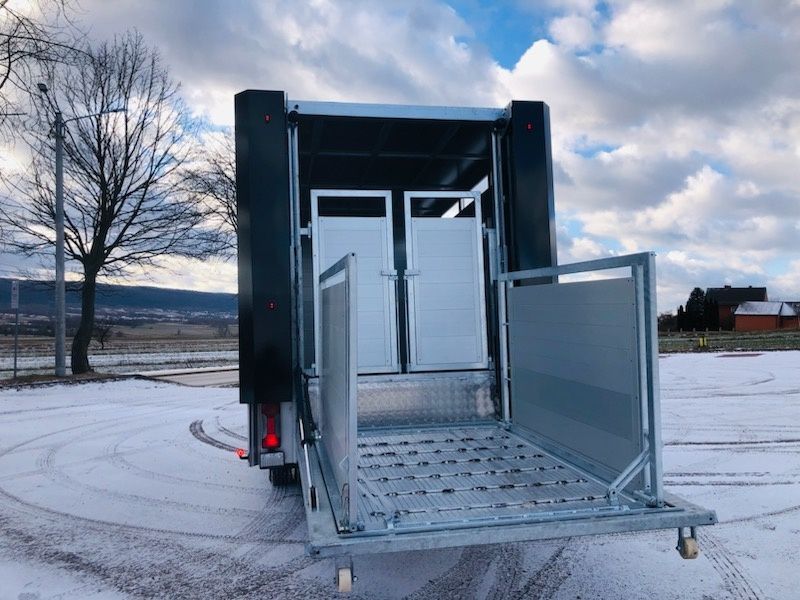 Sprzedam nową zabudowe do żywca