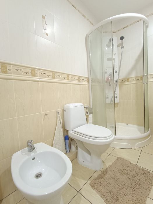 Продам 2 -х ком.кв в центре города с автономным отоплением 96 квартал