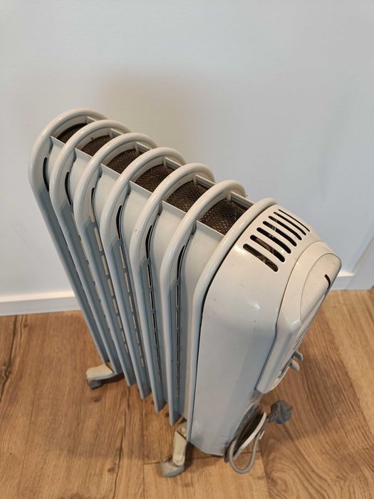 Aquecedor a óleo DeLonghi Vento