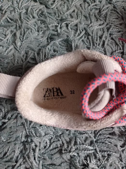 Кросівки Zara 32