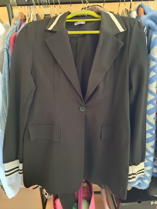 Komplet Megi żakiet plus spódnica rozmiar L/XL