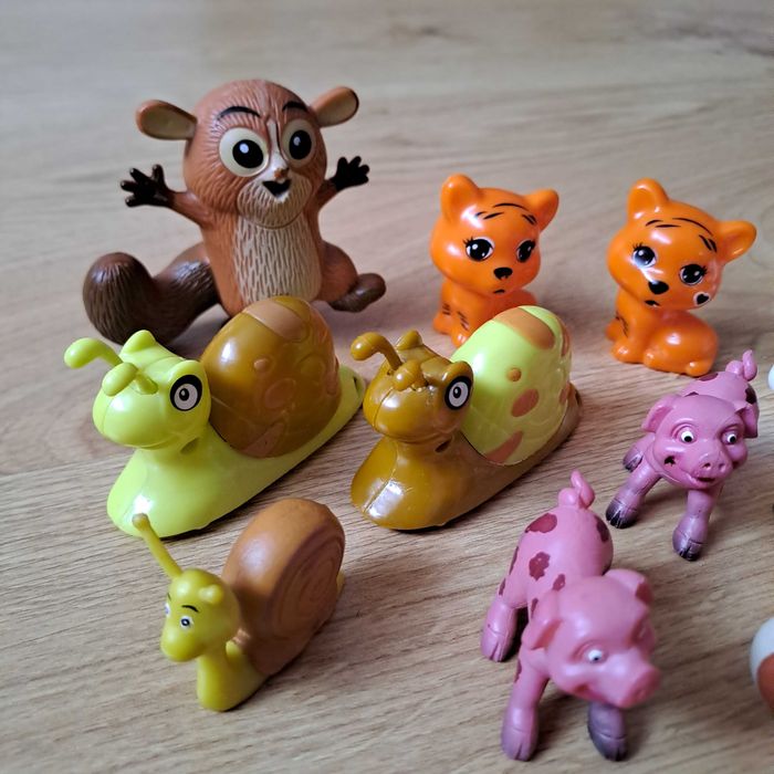 Figurki - zwierzątka mix / zestaw 15 szt.