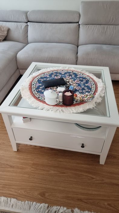 Mesa de centro em bom estado