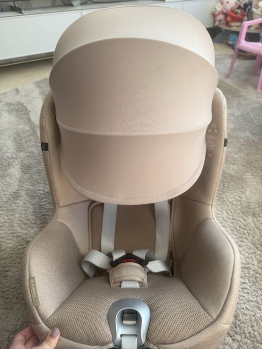 Fotelik cybex sirona t size z bazą obrotową 360 st