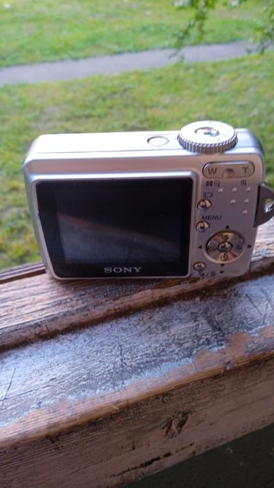 Фотоапарат sony Cyber shot DSC-S500 рабочий.