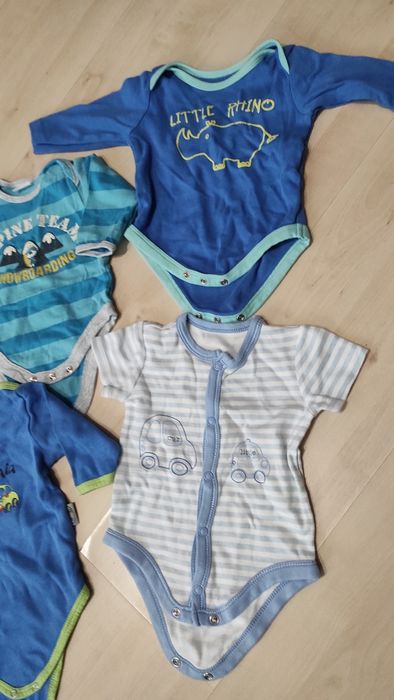 Body dziecięce 7szt, śpiochy i półśpiochy rozm 62